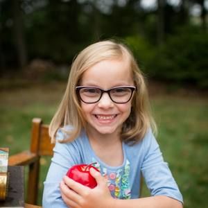 Meet your Posher, Laura